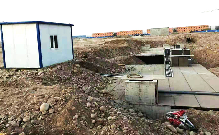 新疆拜城AO一体化污水处理设备安装现场(图4)